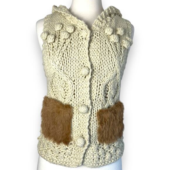 Hooded Boho Macrame Crochet Chunky Sweater Vest w Removable Faux Fur Collar Trim - Picture 7 of 9